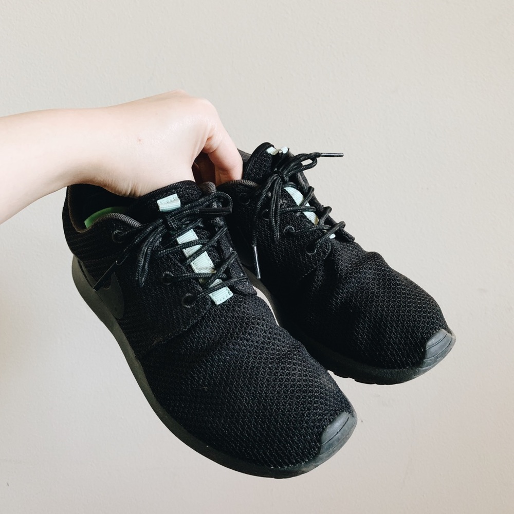 NIKE ROSHERUN